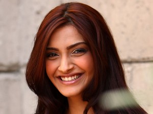 Sonam chats about ‘Bhaag Milkha Bhaag’
