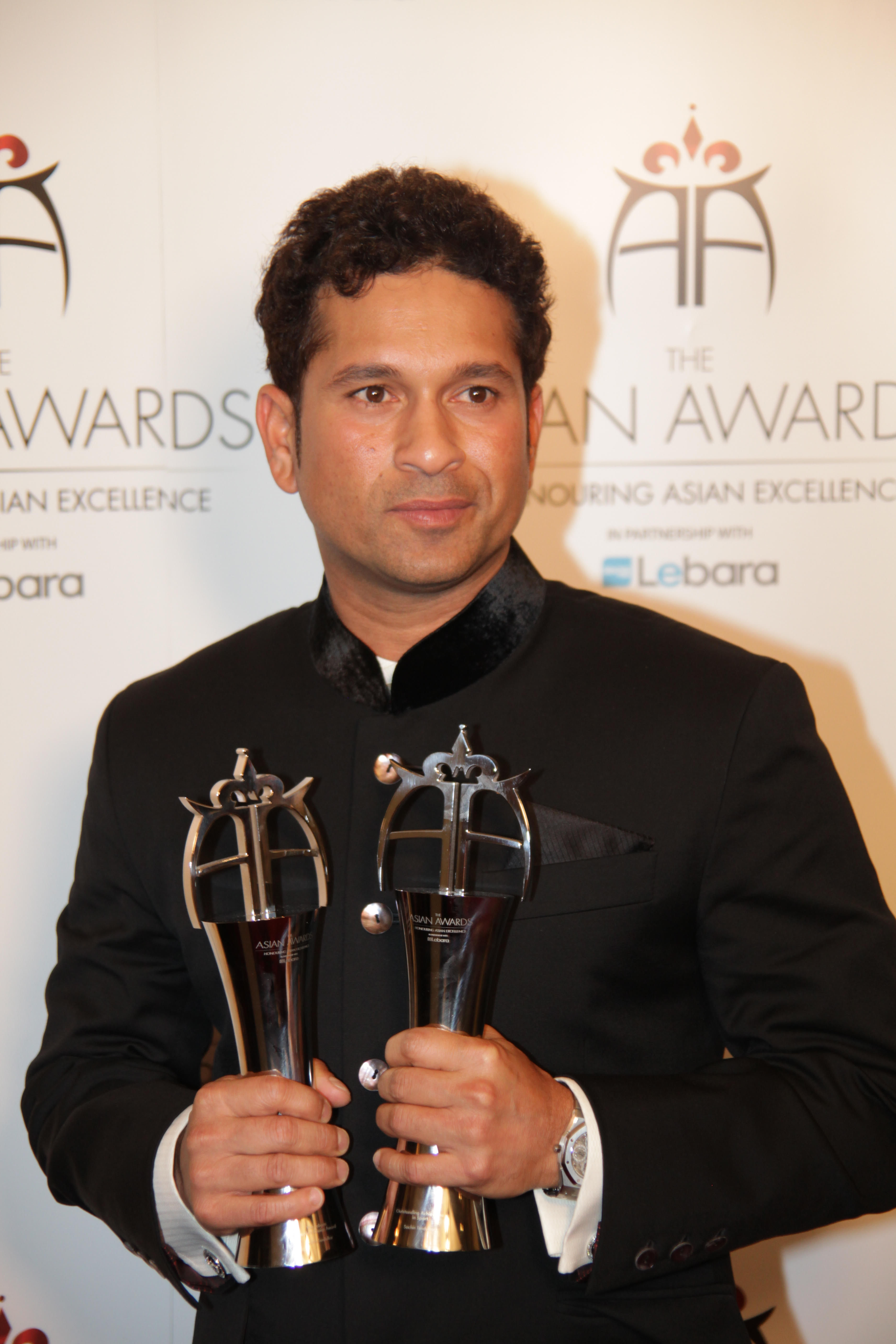Sachin Tendulkar to get highest honour at Asian Awards